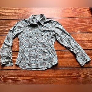 Patagonia women’s Button Down Shirt with Long Sleeves